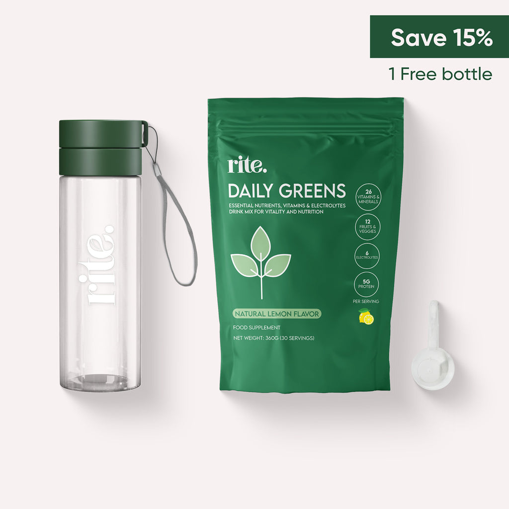 DAILY GREENS pouch with free bottle in lemon flavor, nutrient-rich superfood mix with 15% discount